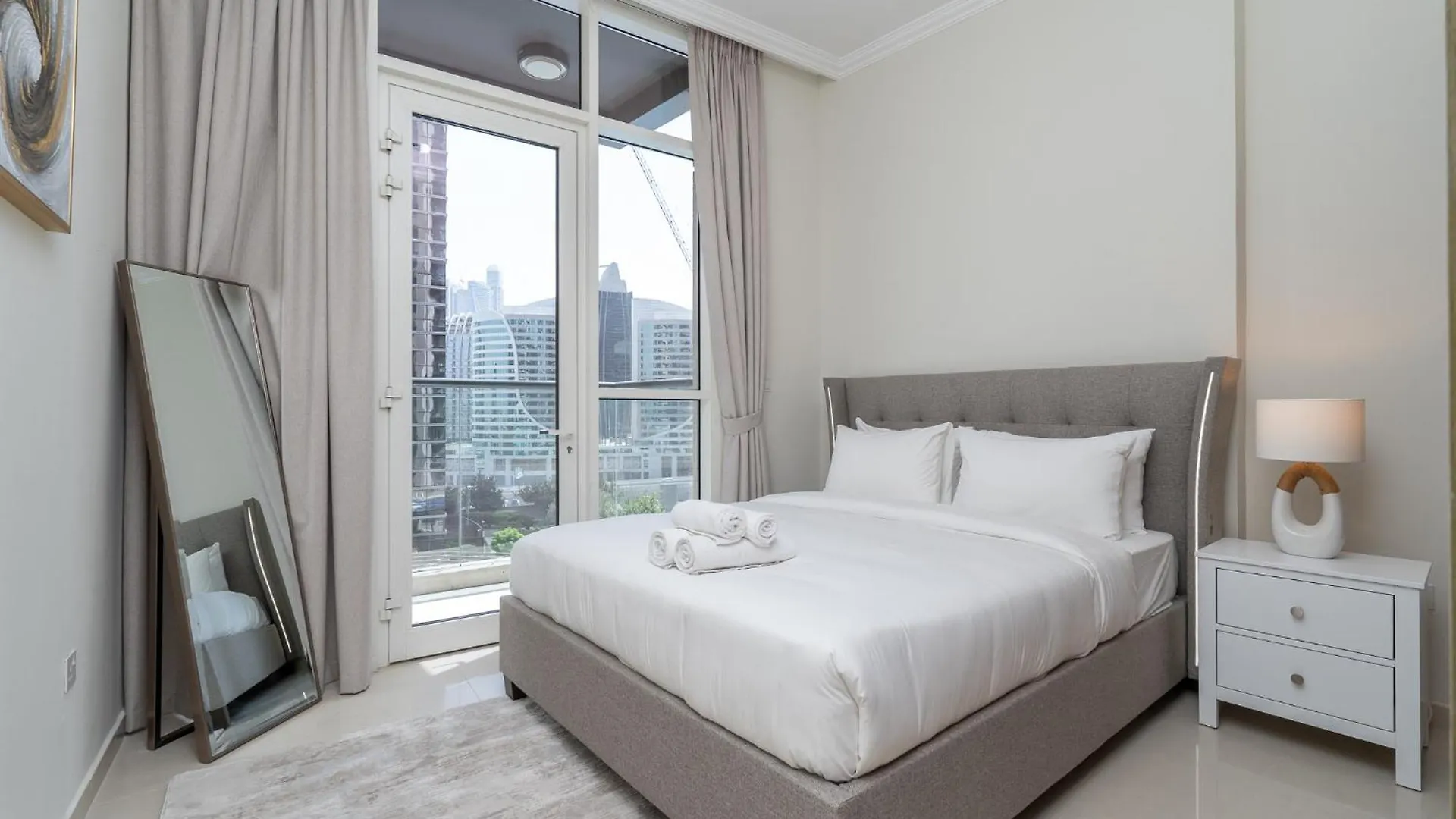 Heaven Crest Vacation Homes Downtown - 3 Bedroom Suites 2 Minute Walk To Dubai Mall And Burj Khalifa 0*,