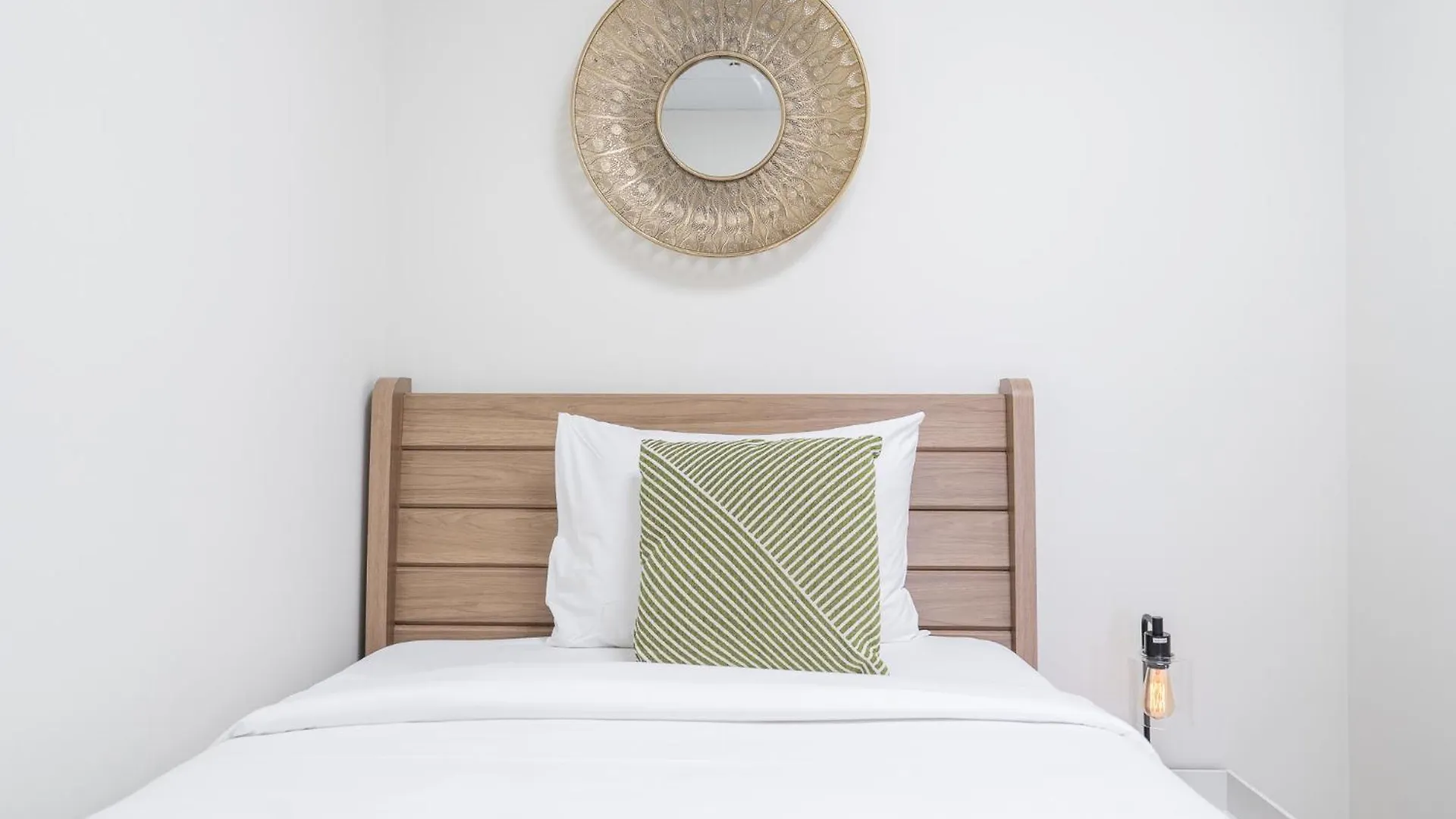 Heaven Crest Vacation Homes Downtown - 3 Bedroom Suites 2 Minute Walk To Dubai Mall And Burj Khalifa Διαμέρισμα