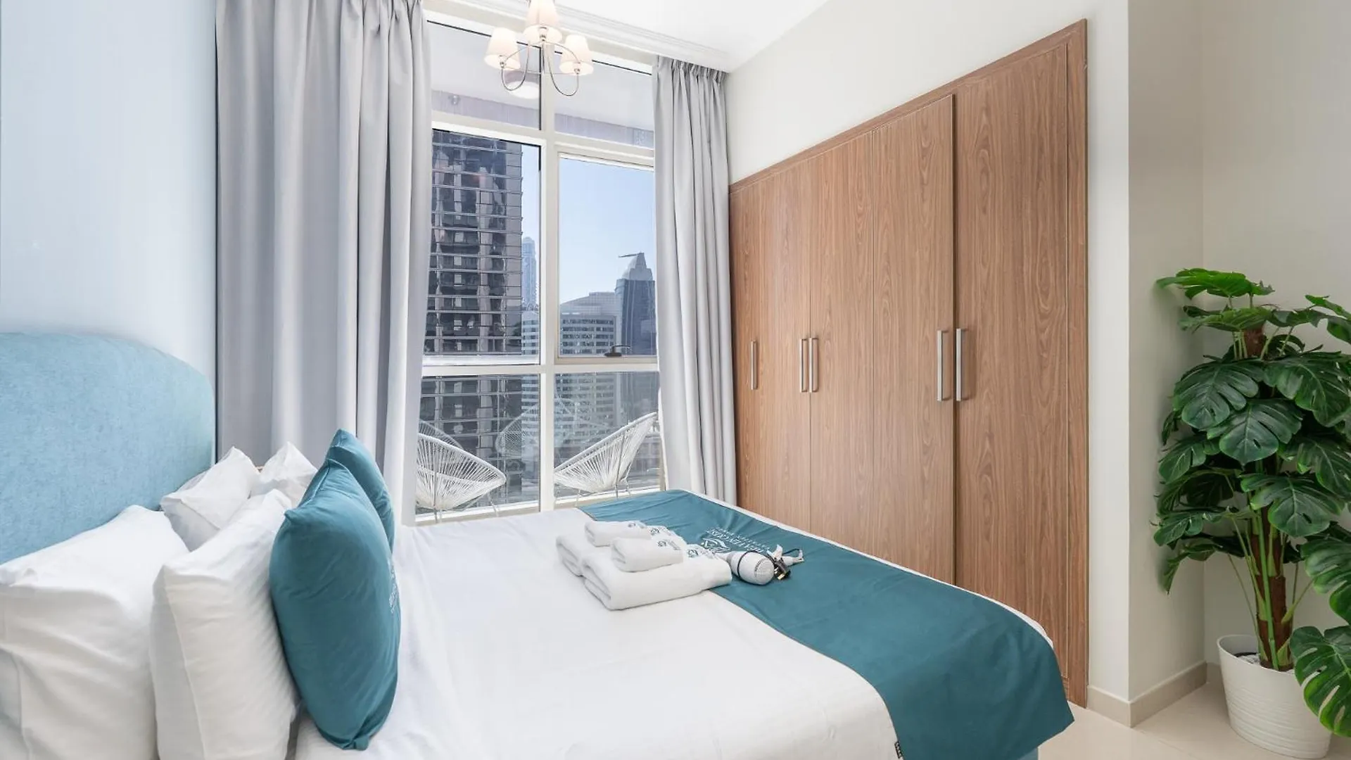 Heaven Crest Vacation Homes Downtown - 3 Bedroom Suites 2 Minute Walk To Dubai Mall And Burj Khalifa Διαμέρισμα